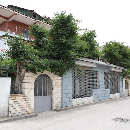 Guesthouse Katerina Berat Ngoại thất bức ảnh