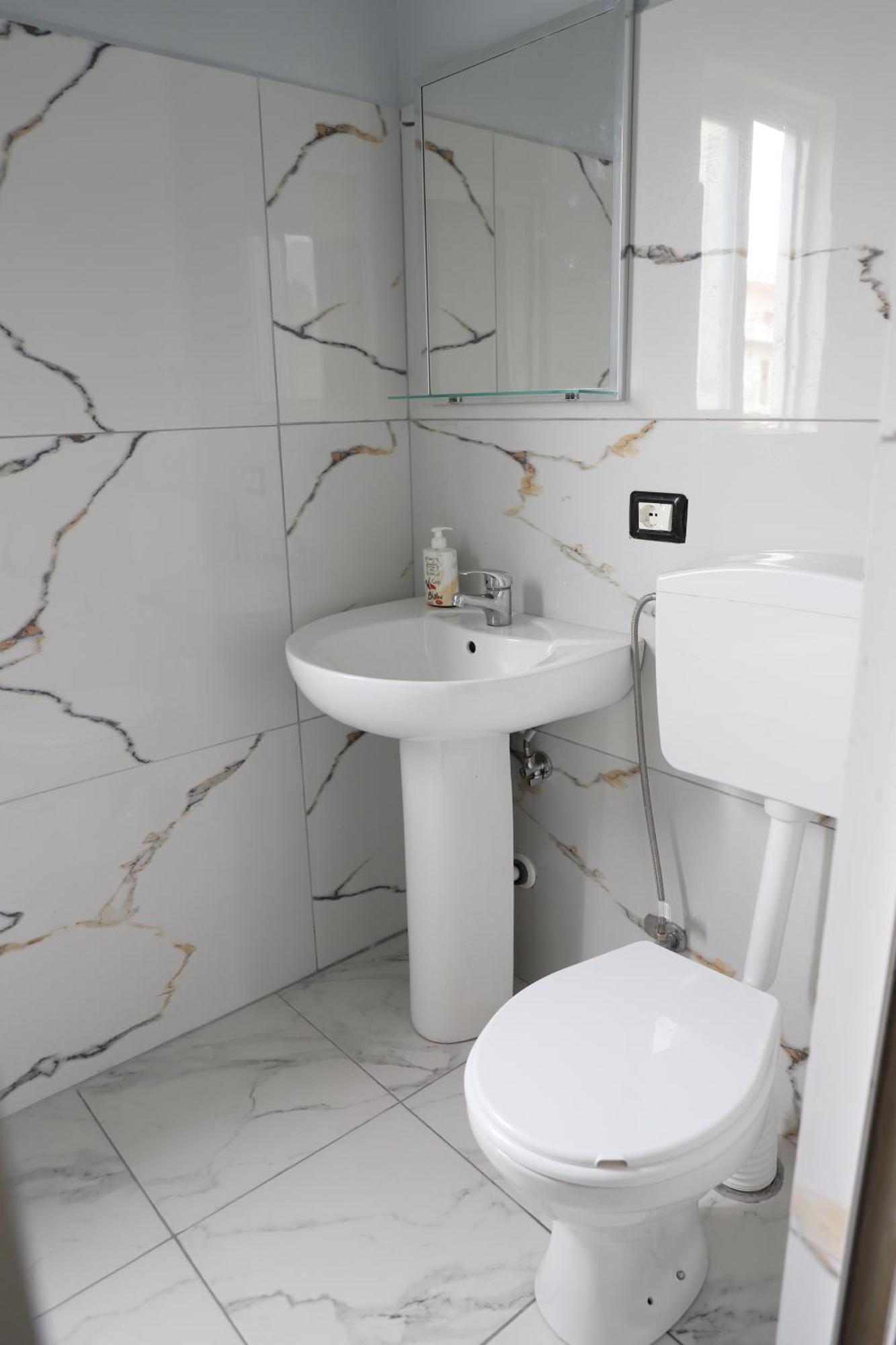 Guesthouse Katerina Berat Ngoại thất bức ảnh